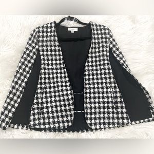 Houndstooth cape